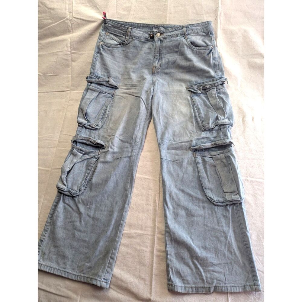 Refuge Denim Multi Pocket Cargo Jeans Light Wash Wide Leg Double Button Size 13